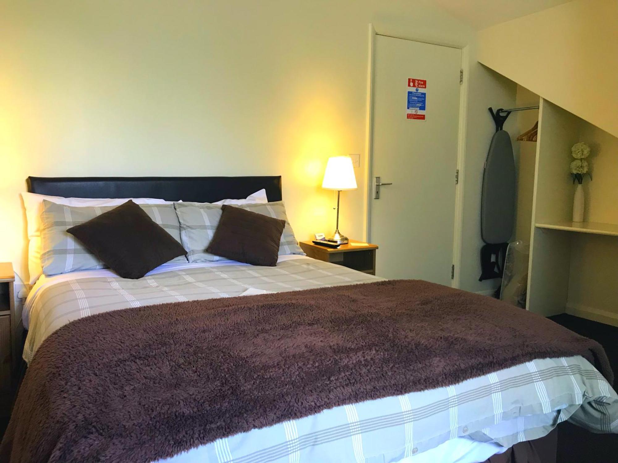 Redbeck Motel Уейкфийлд Екстериор снимка