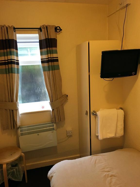 Redbeck Motel Уейкфийлд Екстериор снимка