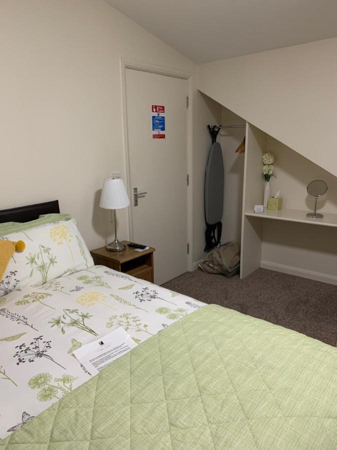 Redbeck Motel Уейкфийлд Екстериор снимка