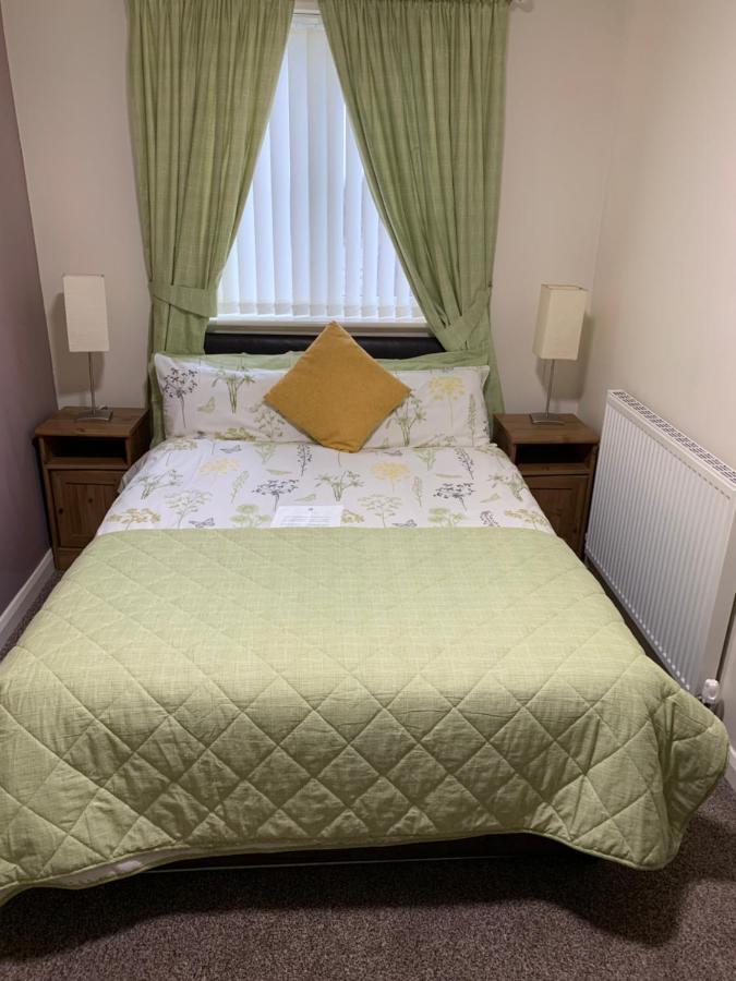 Redbeck Motel Уейкфийлд Екстериор снимка